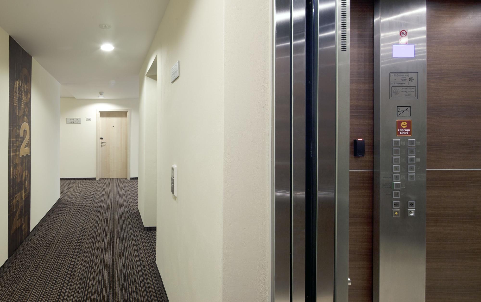 Clarion Congress Hotel Оломоуц Экстерьер фото